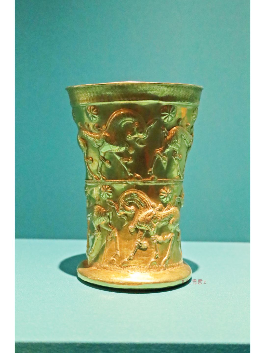 午门展厅的打灯有点对不起这只金杯
