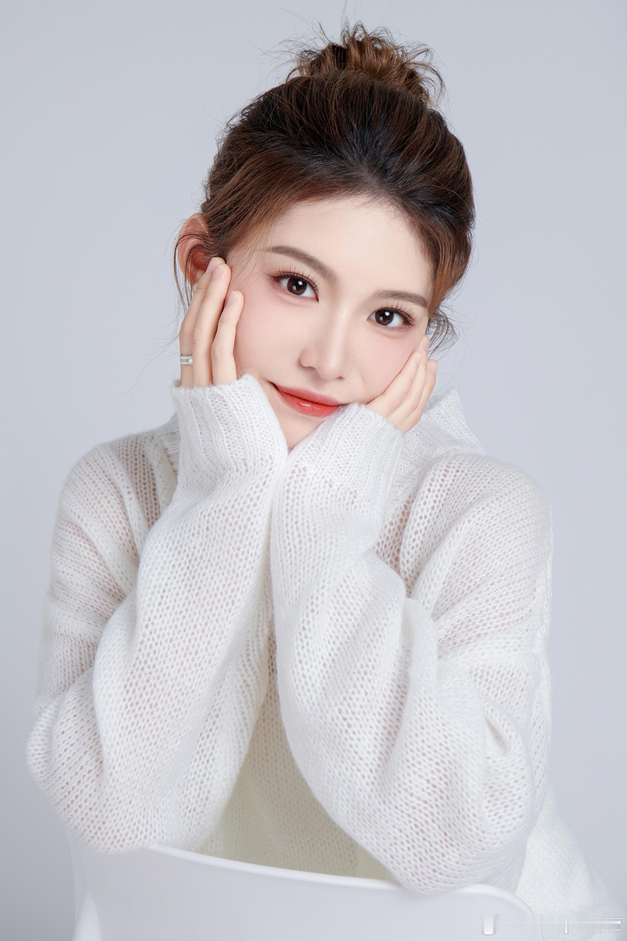#王小莹[超话]#◻️蒲公英 ​​​