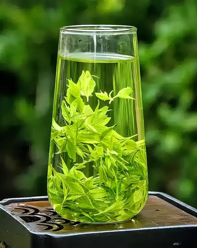 心火旺和肝火旺区别的症状及解决方法是什么？ 心火旺和肝火旺的发病位置不同，产生的