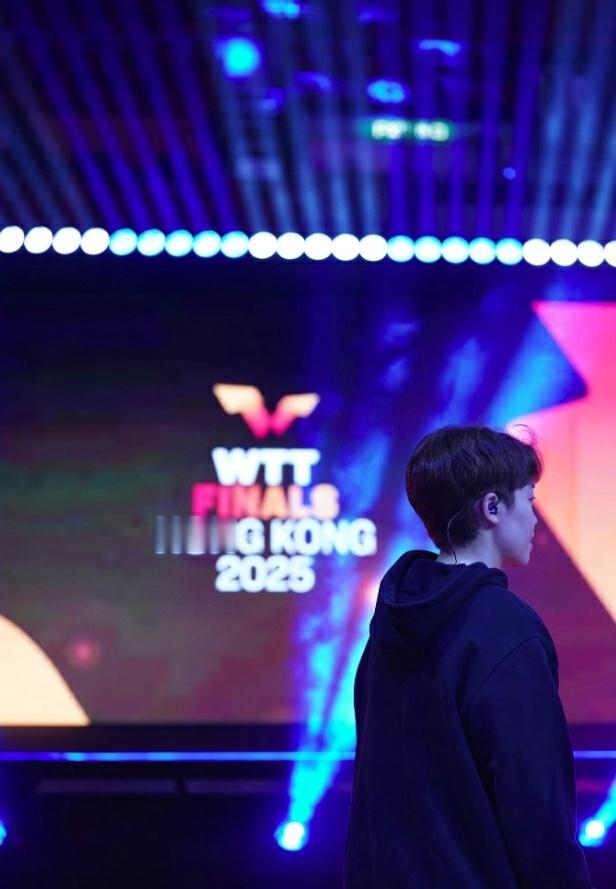 杜凯琹红磡开唱  今晚WTT总决赛迎来收官，据香港乒协和张瑞教练透露，届时将担任