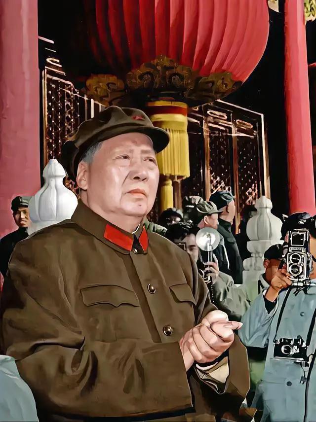 【到韶山，观红演】之六：毛泽东“引无数英雄竞折腰”
毛主席1936年创作的《沁园