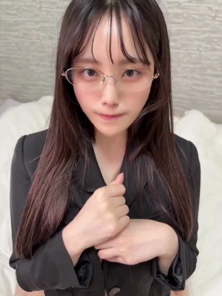 果然还是眼镜反差吧 