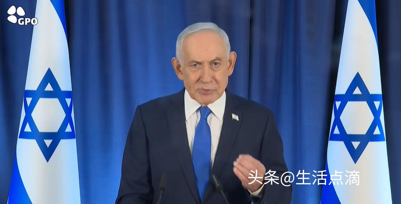 没想到，他竟然还活着：

当地时间12号，十多天不见的歪嘴的以色列总理内塔尼亚胡