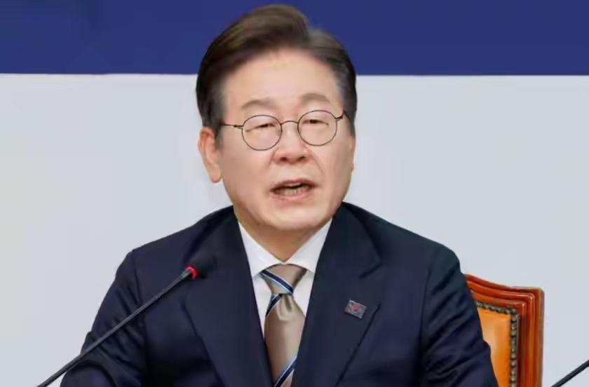 谁能料到？韩国掏着钱请美国当“保镖”，关键时刻却被一脚踢开！美军要调走驻韩兵力和