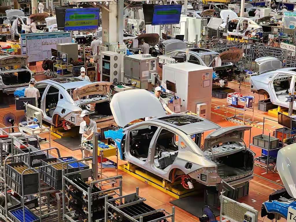 外媒：面临复杂外部形势 中国经济强劲开局

近日，外媒纷纷关注中国经济在复杂多变