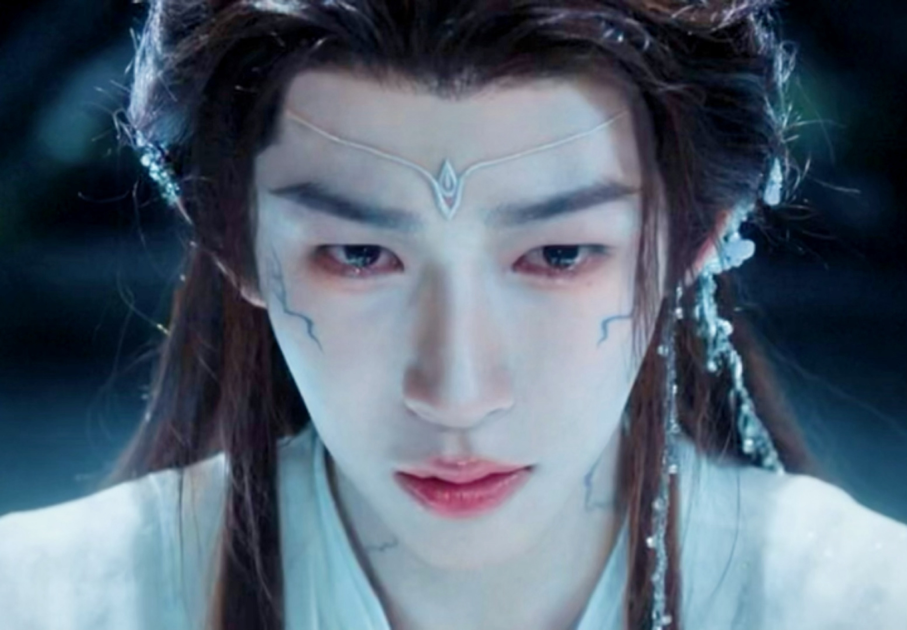 天地流一滴泪 我__刘宇月鳞绮纪哭戏