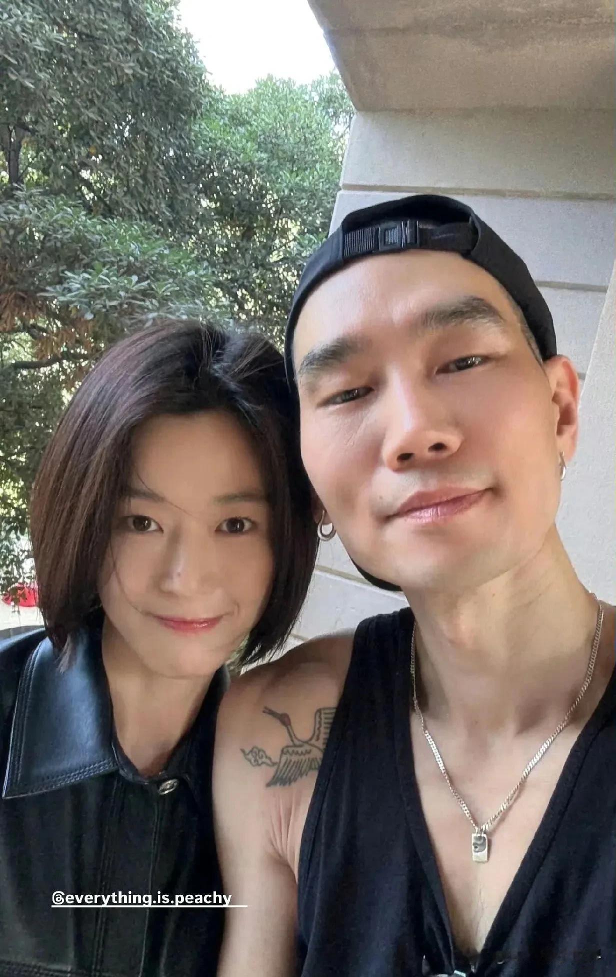 我宣布！

比全智贤更漂亮的人出现了，她就是短发的

全智贤！

当然长发也很美