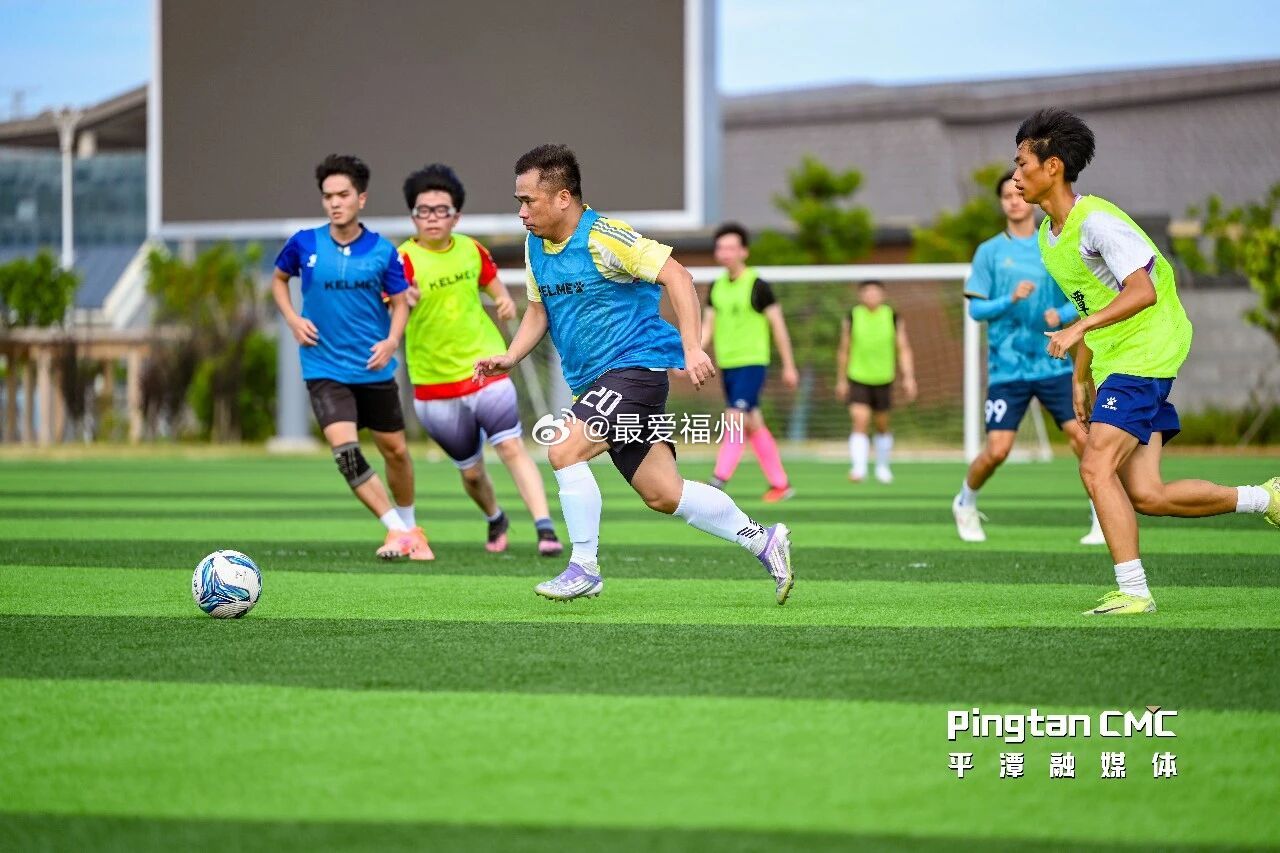 “闽超”平潭队完成第二轮排位赛试训选拔根据赛程安排，8月起平潭队将进入排位赛优胜