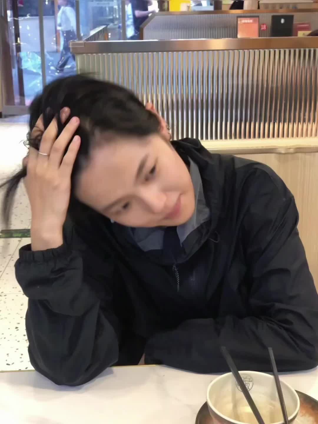 可以逗你开心的话 我的人生也算有了意义
