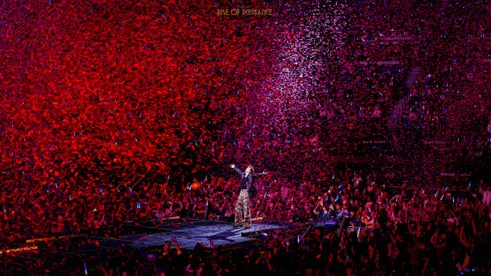 汪苏泷墨尔本今晚继续见昨夜是初见的惊艳，今晚是重逢的欢喜。汪苏泷在墨尔本的舞台上