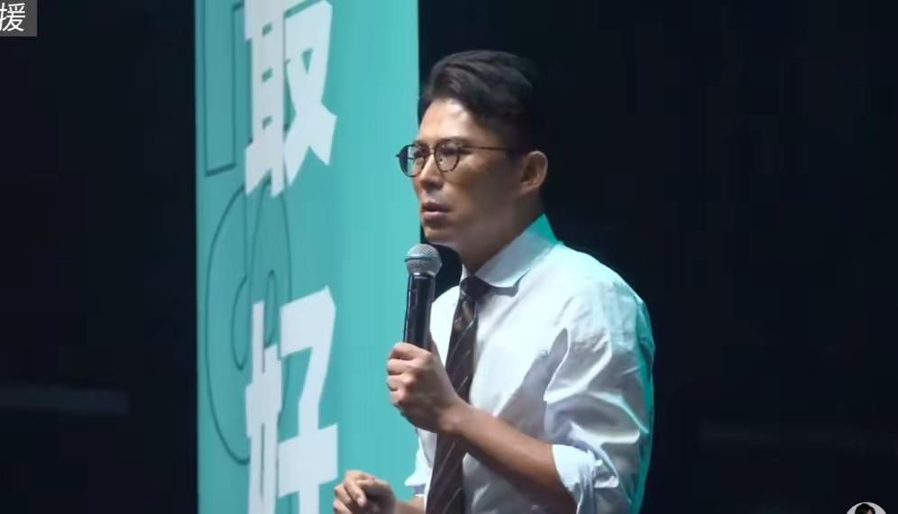 黄国昌终于暴露出了他的野心！在近期，民众党主席黄国昌宣布要参选新北市市长，并且毫