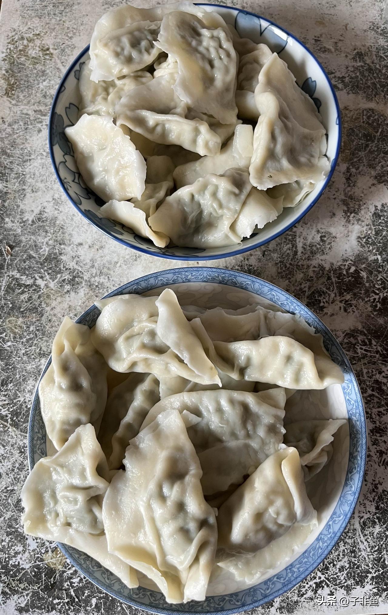 这几天我和老公都围着儿子转，老公买各种水果，我负责给儿子做吃的，天天问儿子想吃啥