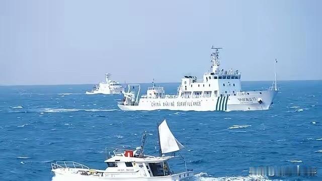 8月8日，日本无视中方航行管制，以南北对穿方式过航台湾海峡！

说白了，这就是在