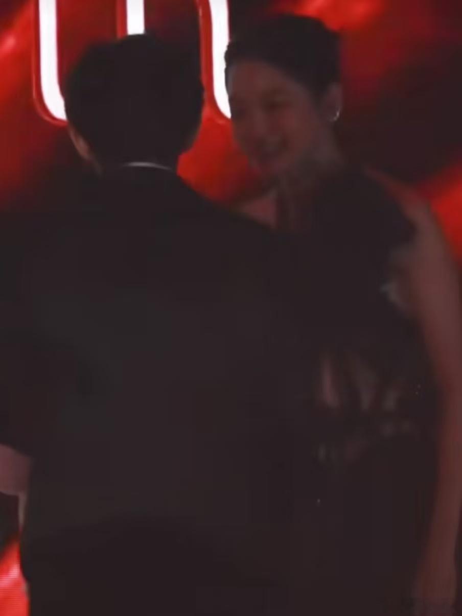 辛芷蕾梁家辉祝贺易烊千玺，挺好，