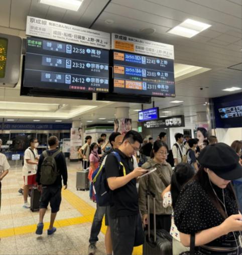 3533人入籍日本！中国连续两年“霸榜”，日本人急了：门槛太低，赶紧关门！

日