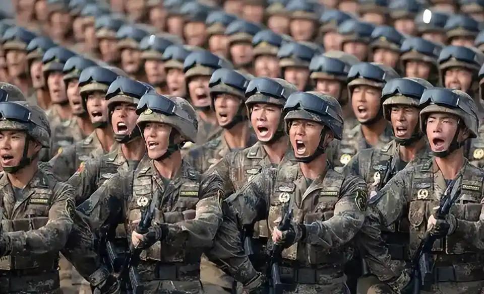纽约时报刊文声称，中国军队目前“尚不具备”轻松解决台湾的实力，台湾正在打造无人机