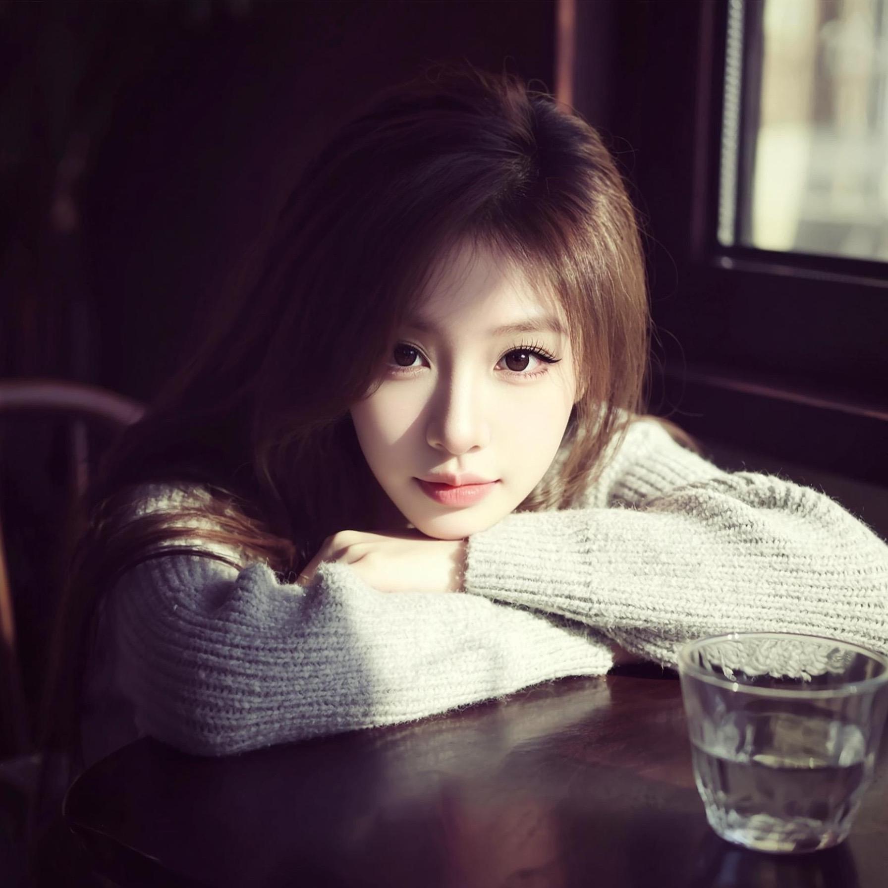 那天看见你左右为难的样子 故意避开这些话题我就懂了 我不该想的太远了