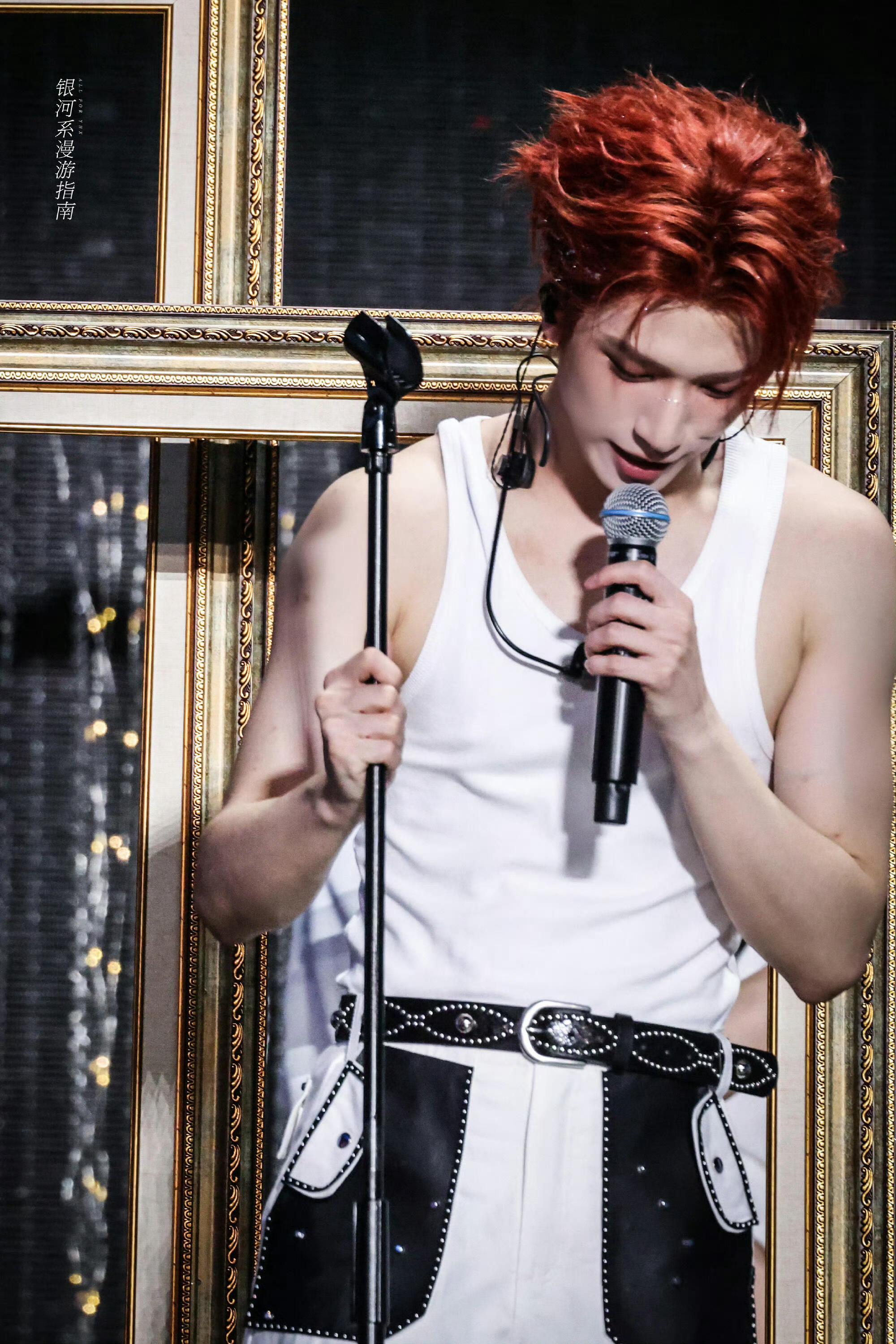 吃点好的😊严浩翔自律身材