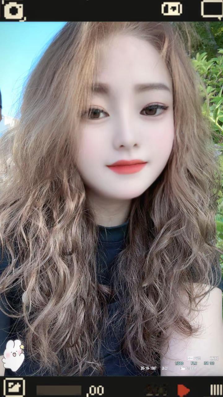 ，时间从来不语，却回答了所有问题：岁月从来不言，却见证了所有真心。无论是人，还是