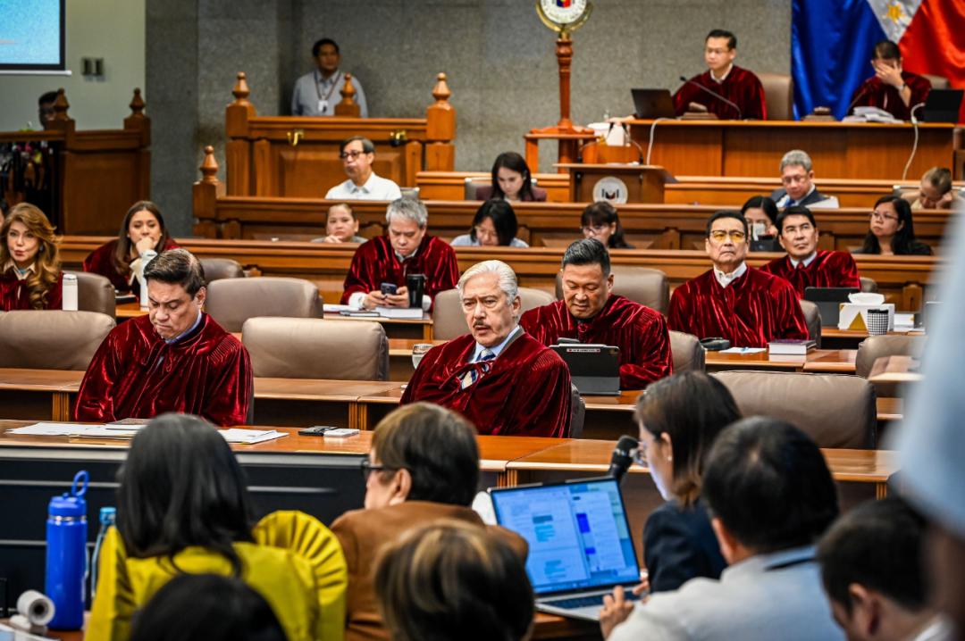 保罗怒怼图尔福！
9月12日，莎拉的哥哥、众议员保罗发声，炮轰参议员图尔福，称其