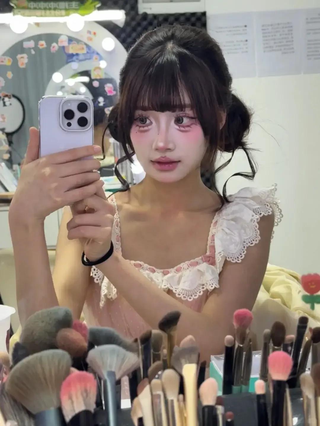 这样的大学生有资助的必要吗
