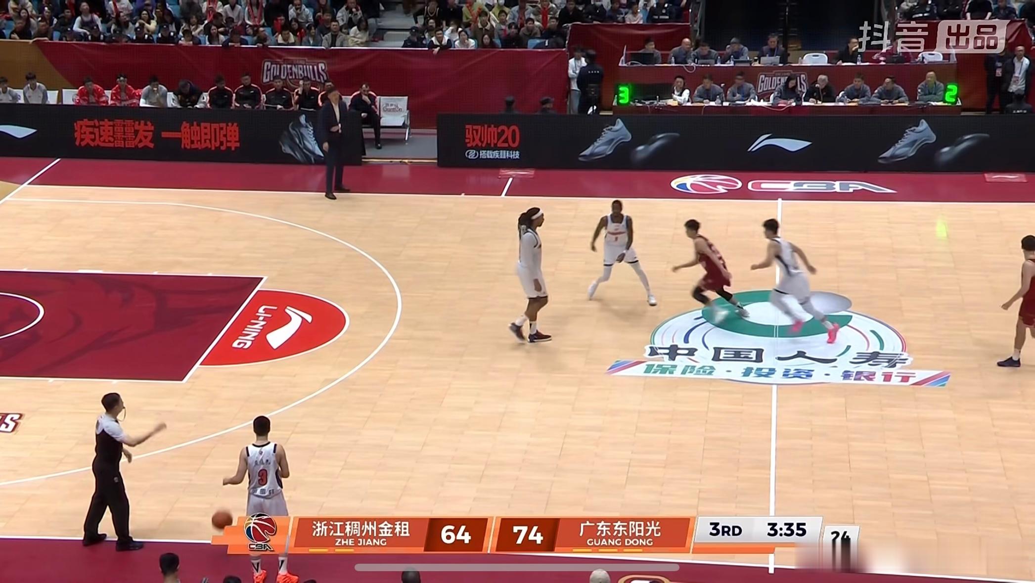 今年cba 转播权到短视频平台后，最明显的变化是画质是好了不少。 