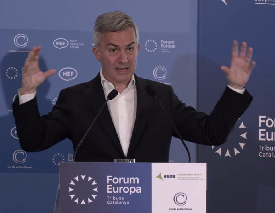 丰特：昨天这场辩论暴露了拉波尔塔的真面目；他是个自私自利的人，任何呼吁透明的人都