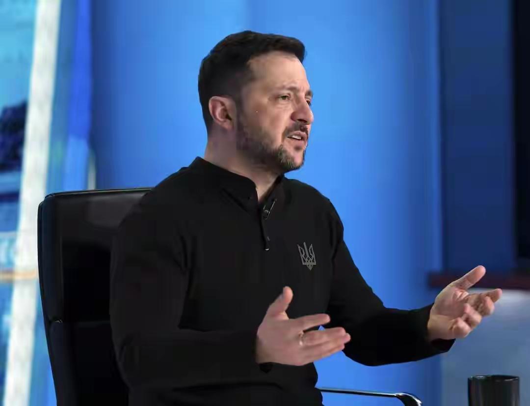 根据网络消息，昨天欧盟外长卡拉斯透露近日可以启动就援乌900亿欧元贷款程序，估计