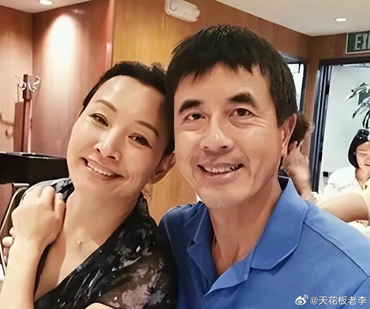 陈冲，我嫁对人了！7月21日，65岁的陈冲突然冲上热搜，这一次，不是因为出席活动