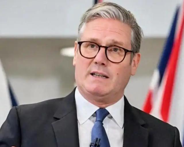 英国首相此番表态可谓语出惊人，他直言，中国若是不能下定决心拿出行动，恐怕会寒了一