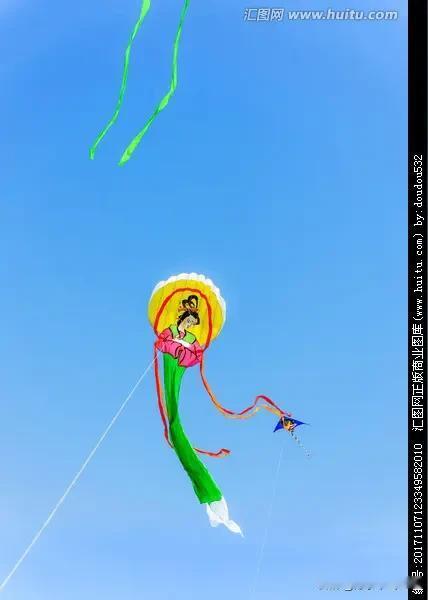 风筝
           一
忽高忽低尽逞能，
飞东飞西任凭风。
天大功劳休归