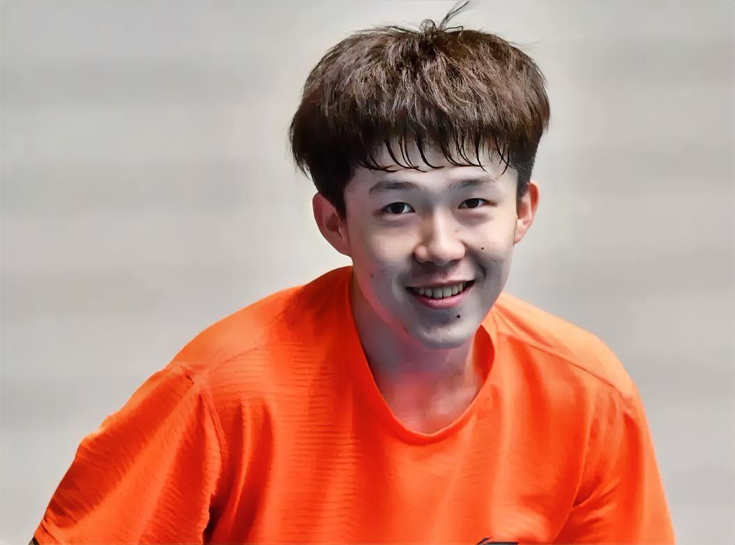 王楚钦在当今乒坛十个无可争议的世界第一：

1、2025-2026单赛季豪取15