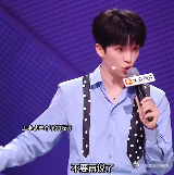黄子弘凡回应靠父亲走红脱口秀和Ta的朋友们 黄子弘凡没有刻意回避家世相关话题，用