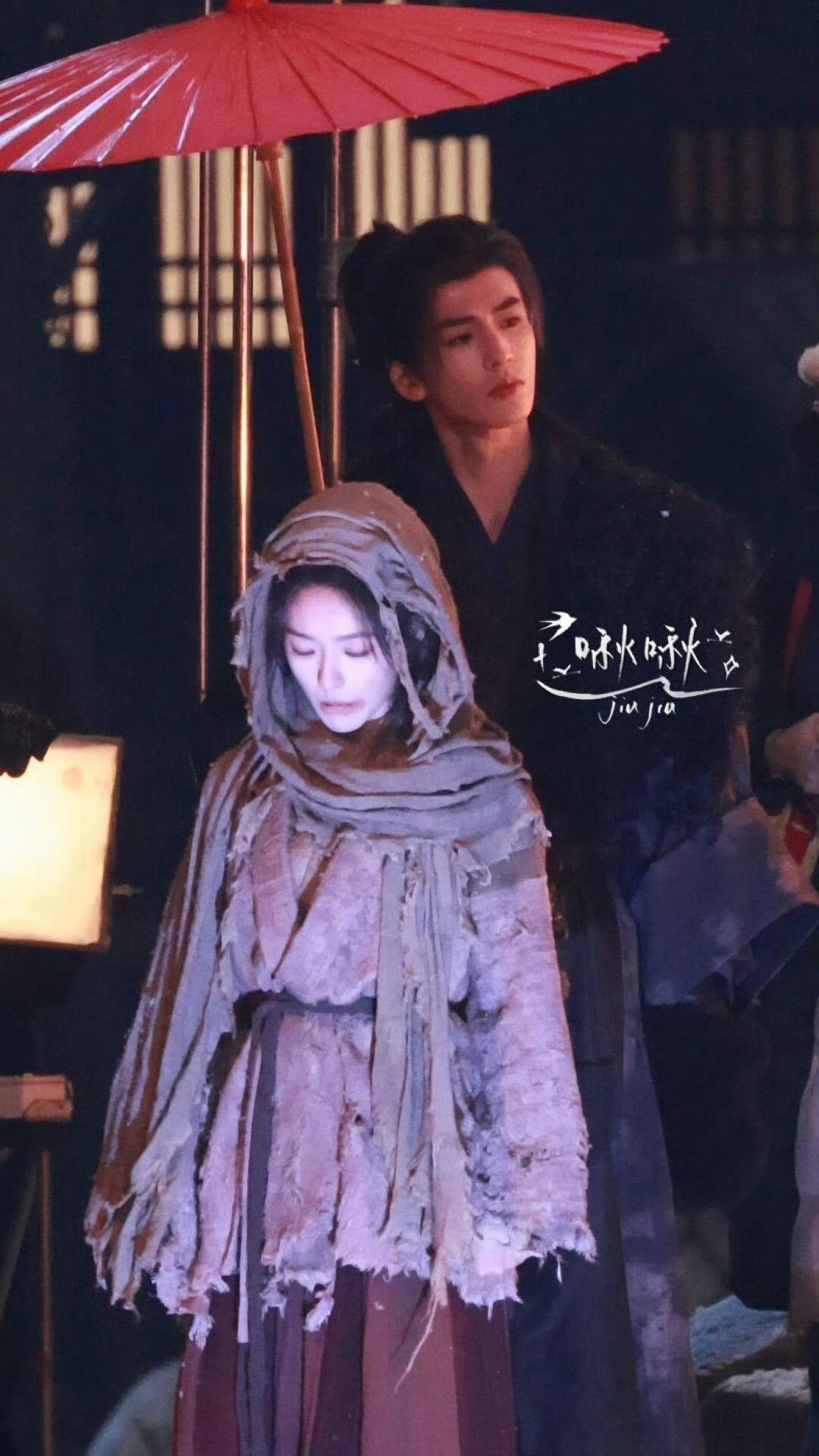 张凌赫把林允脏脏包捡回家小脸一露又潦草又可爱～ 