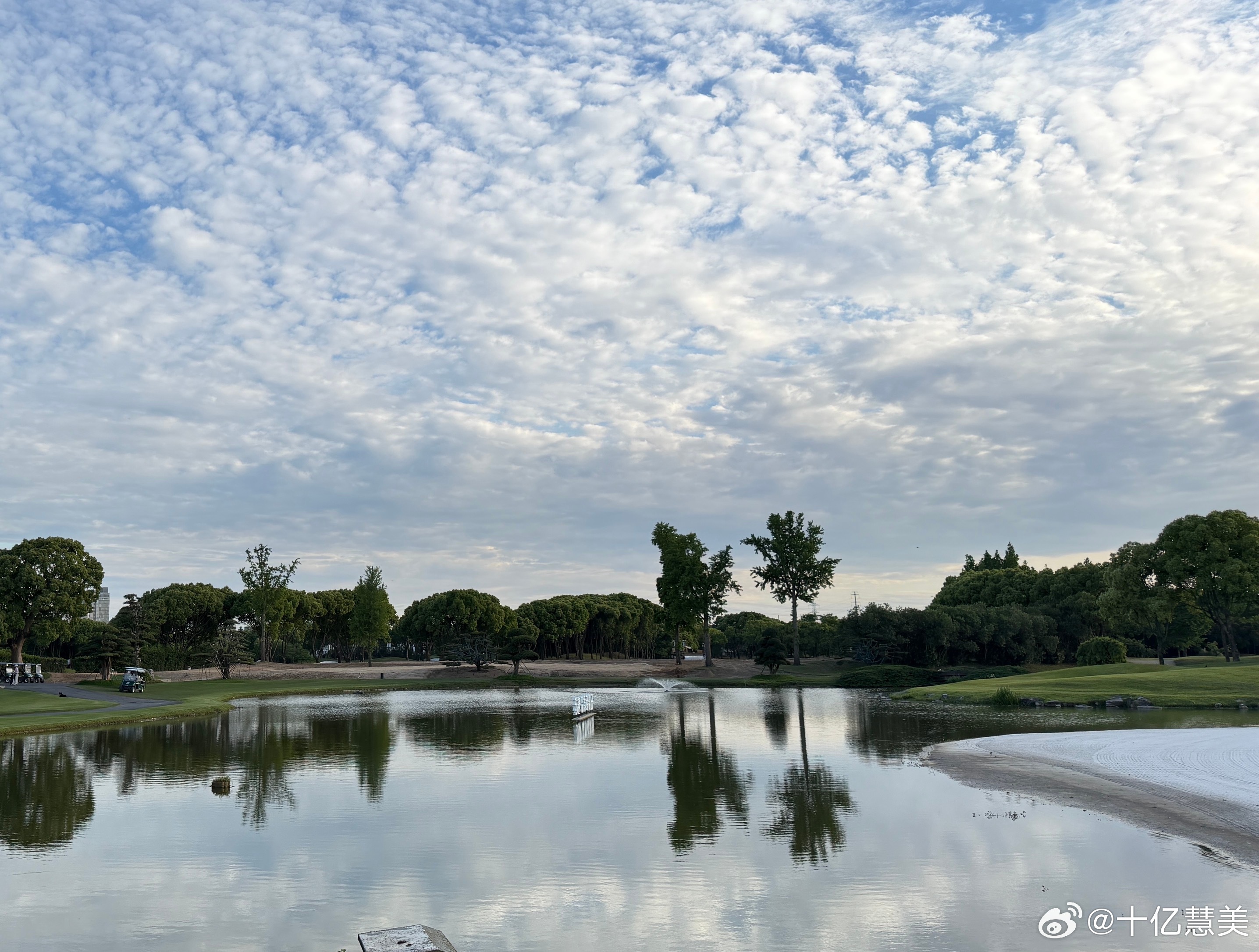 随手拍美景 努力的一天 上海·汤臣高尔夫别墅