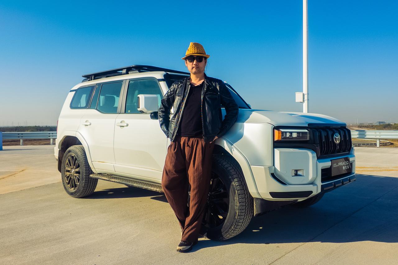 在盐城中汽中心试验场体验全新普拉多，越野科目的难度比较低，说实在的比较无趣，试了