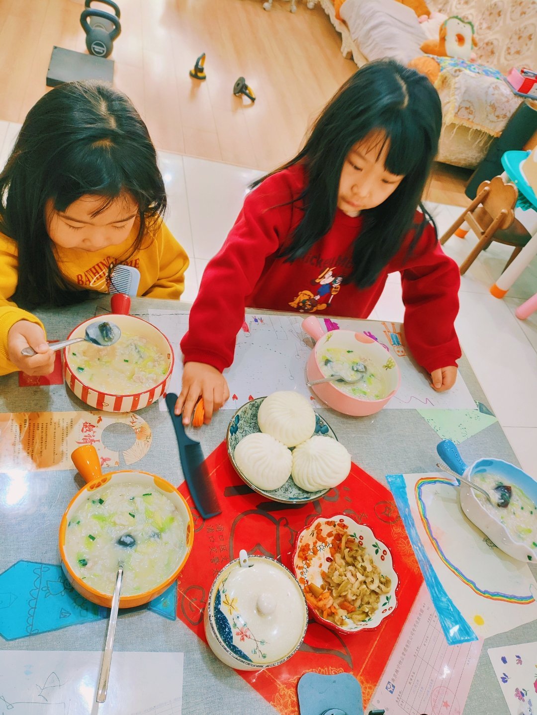 琦妙依吃兰么 恢复全员出动，好好吃饭，好好学习