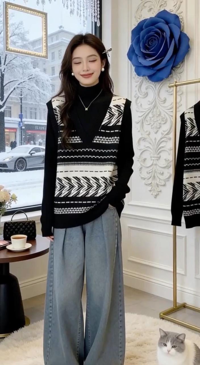 休闲宽松 洋气减龄 谁穿谁好看 面料柔软舒适 气质百搭