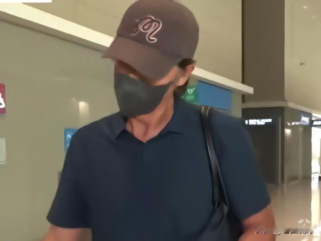 太夸张了吧，洪明甫受到死亡威胁逃往美国…据韩国媒体报道，因为在国内已经不堪受辱，