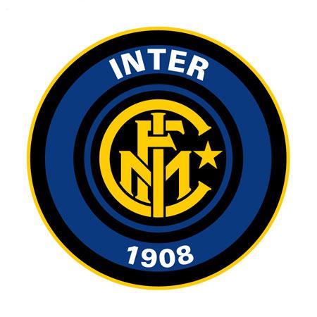 维耶里在国际米兰的历史地位能不能进前五？
进不了，前十应该可以。梅阿查、法切蒂、