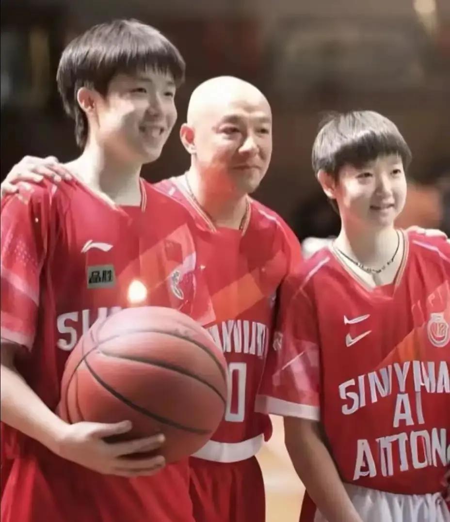 热搜一年两千次，他俩把广告拍成了连续剧
 
孙颖莎2567条，王楚钦2623条，