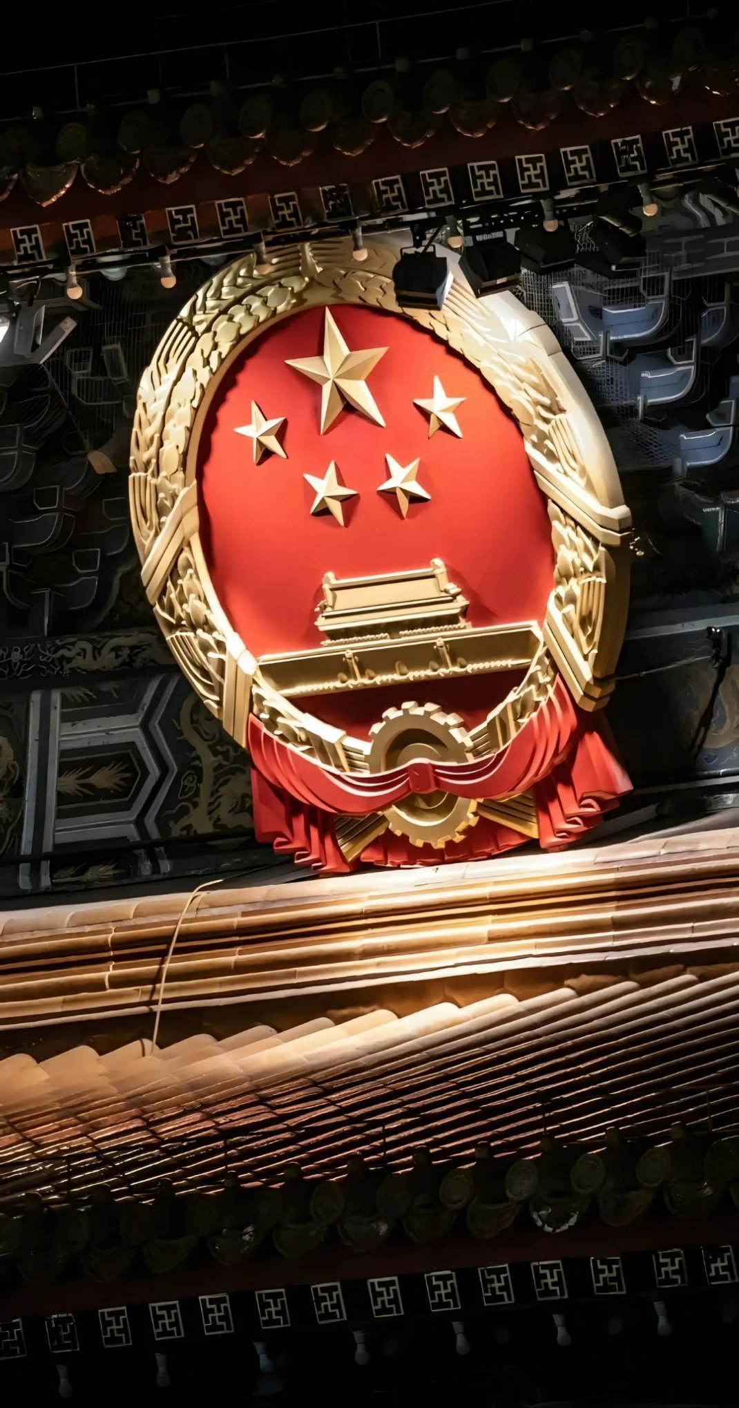 杜鹃花落，这样的文章能出现在初三的考试卷子上。只能证明脱敏的范围越来越大了。教材