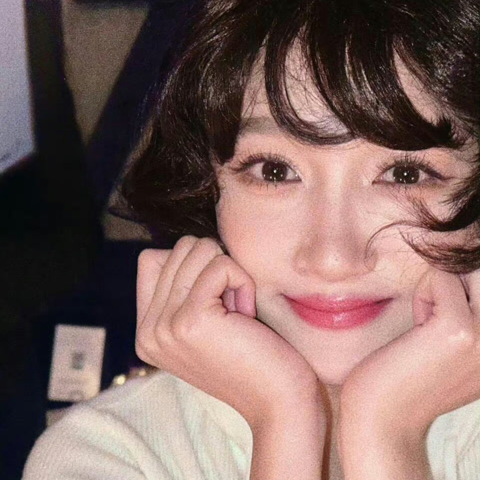 晓彤新发型！！！！又复古又洋气~~ ​​​