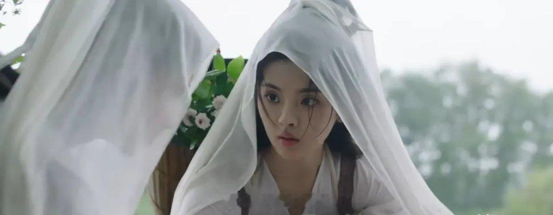 杨超越要拿出客串的演技去演女主，一线定有她的一席之地[作揖]#墨雨云间# ​​​