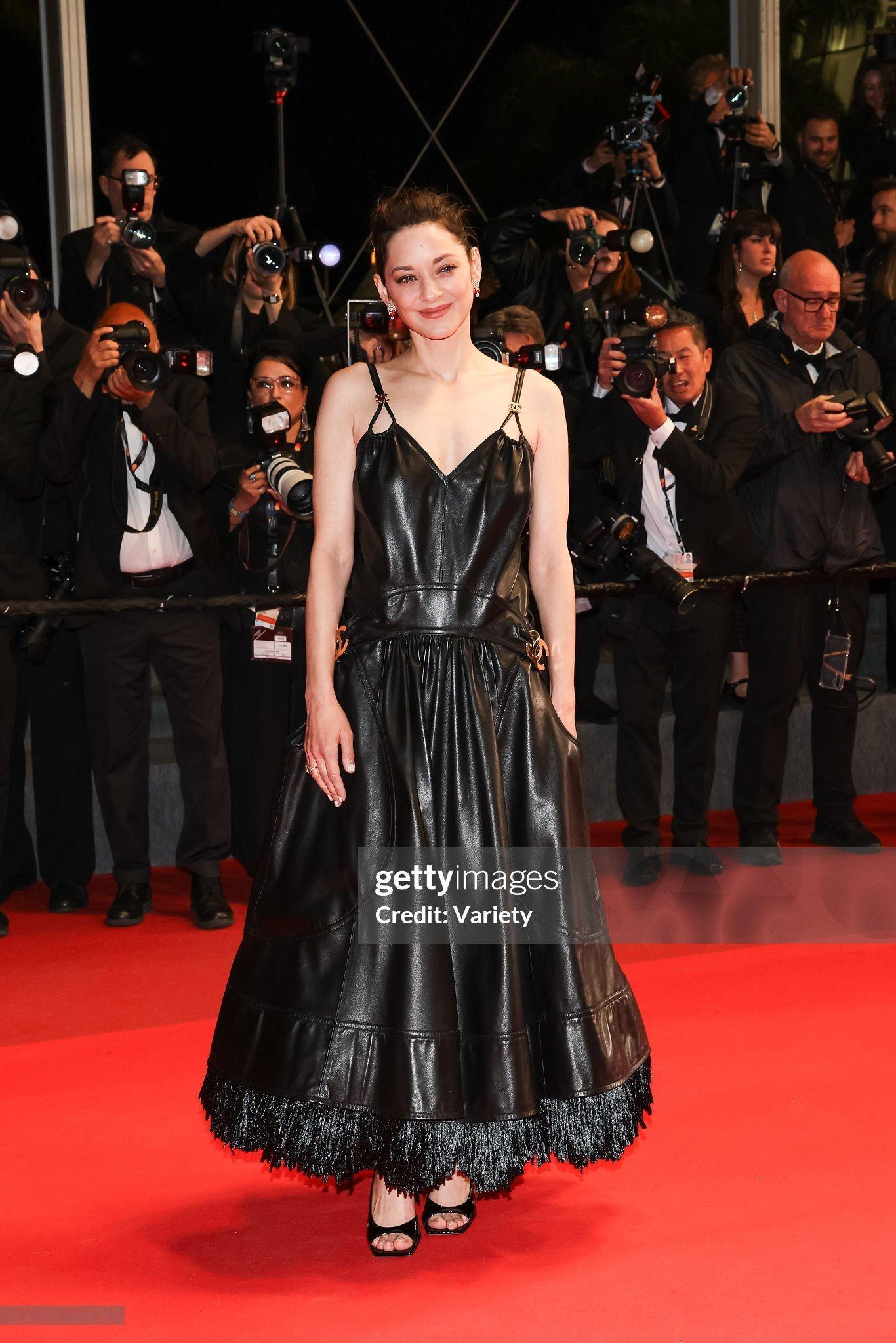 奥斯卡影后Marion Cotillard 亮相本届戛纳电影节，带来三套造型全部