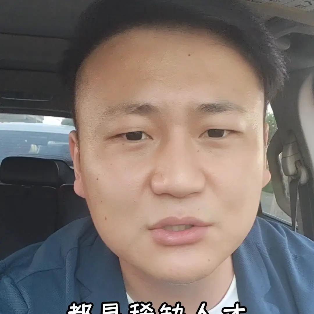 很多人刷到杭州“假装上班公司”，第一反应是离谱：不发工资、还要倒贴钱，居然有人挤