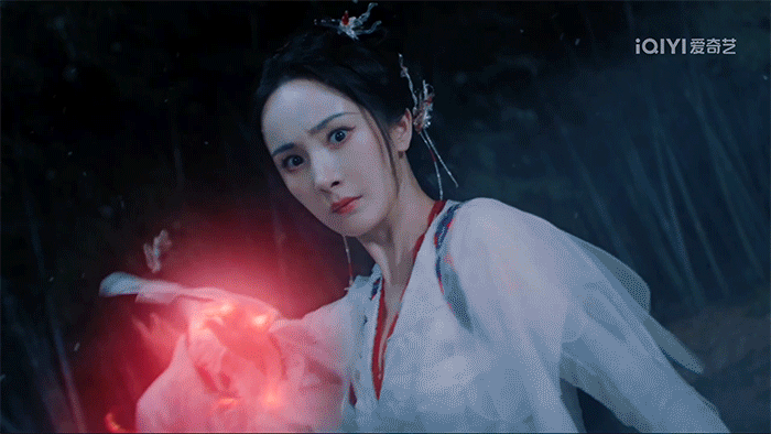#杨幂[超话]##杨幂一个眼神硬控我一晚上##杨幂涂山红红开场即开大# 真的被杨