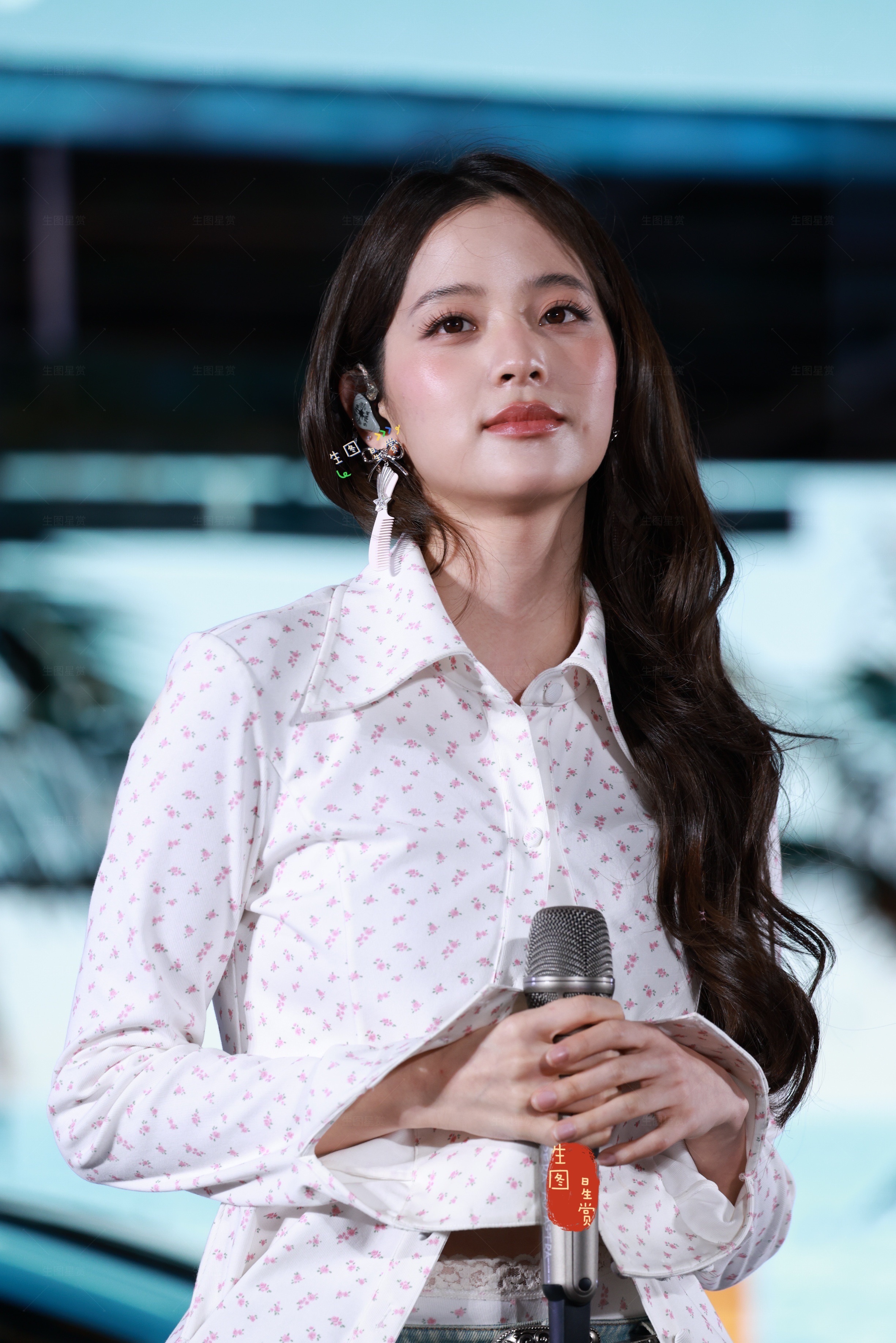 欧阳娜娜今日品牌汽车发布会青春气息满满的娜比，有种初恋的味道🍃💘欧阳娜娜开新