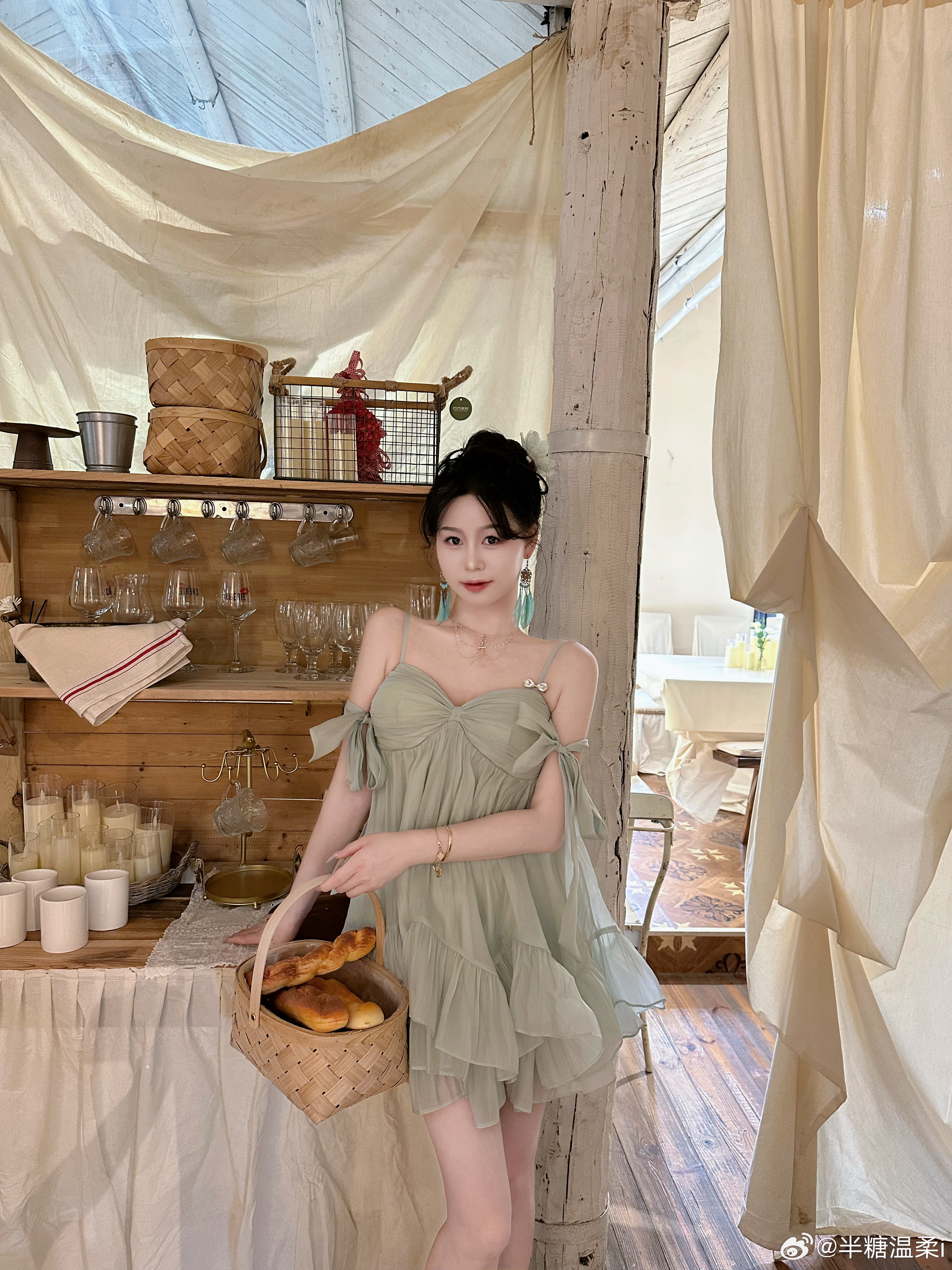 💚夏日薄荷氛围感🧚🏻♀️👗:YOLI 张宥利 