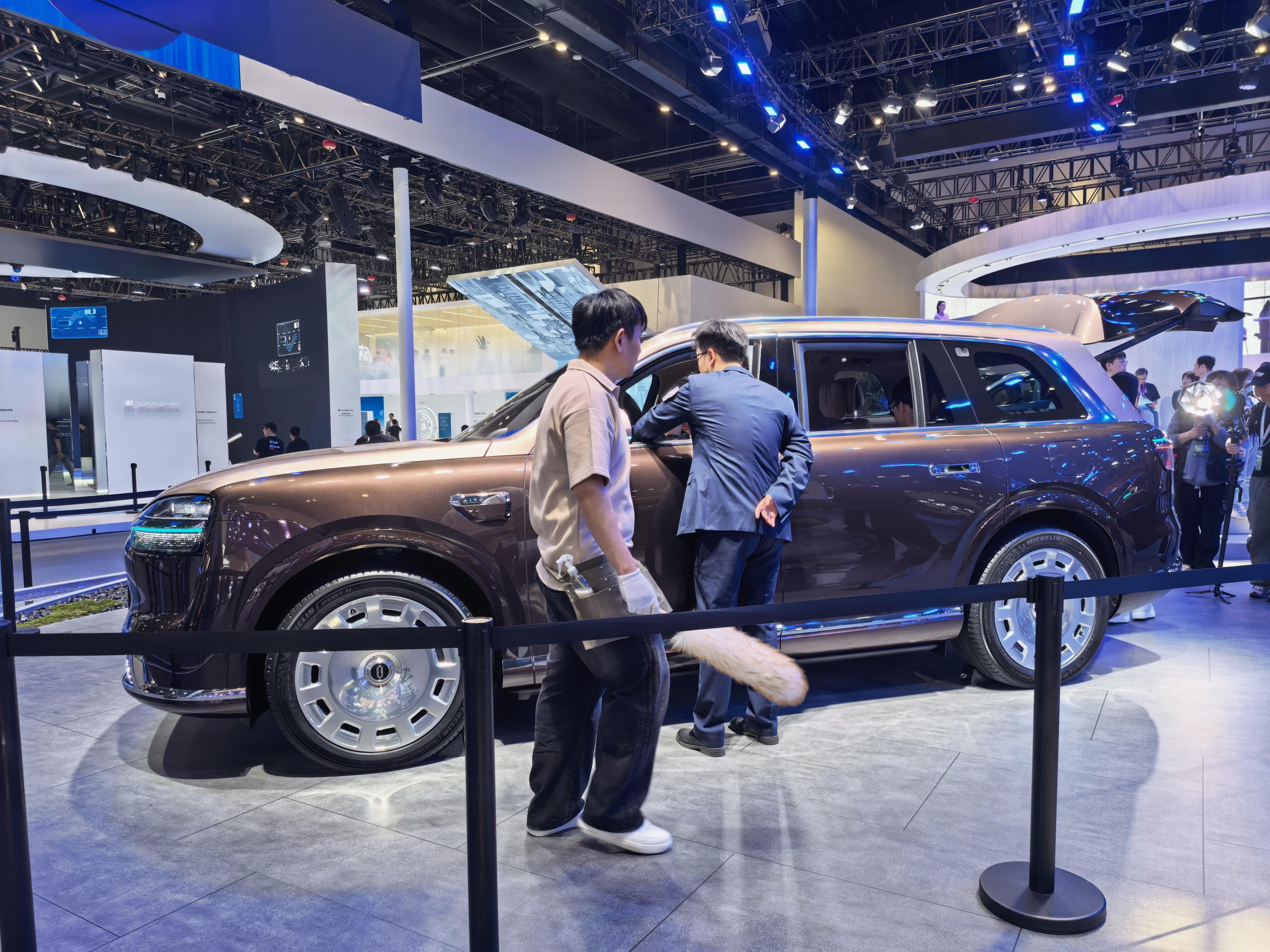 2026北京车展 最难忘站台：鸿蒙智行。用了寰宇相关的技术，有车，有场景，有情绪